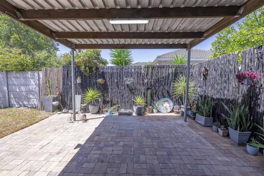 3 Bedroom Property for Sale in Viking Village Western Cape